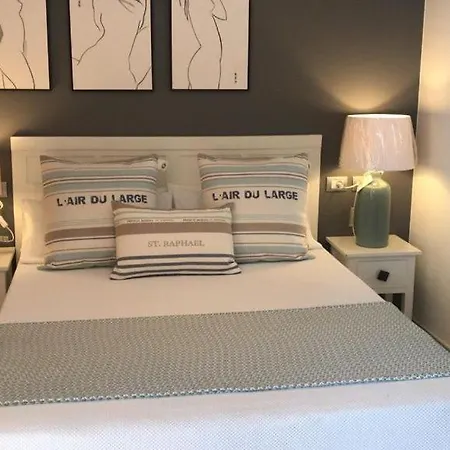 Miramar C7 Is A Beautiful Modern With Private Heated Pool Ac Villa