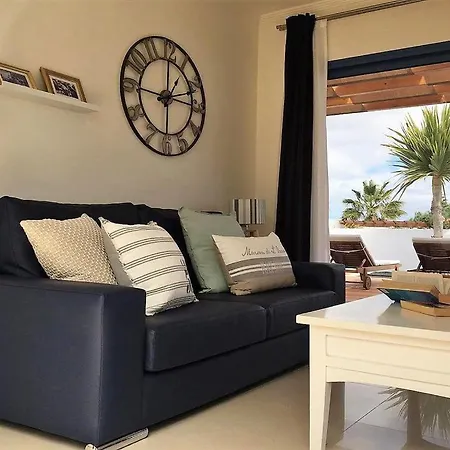 Miramar C7 Is A Beautiful Modern With Private Heated Pool Ac